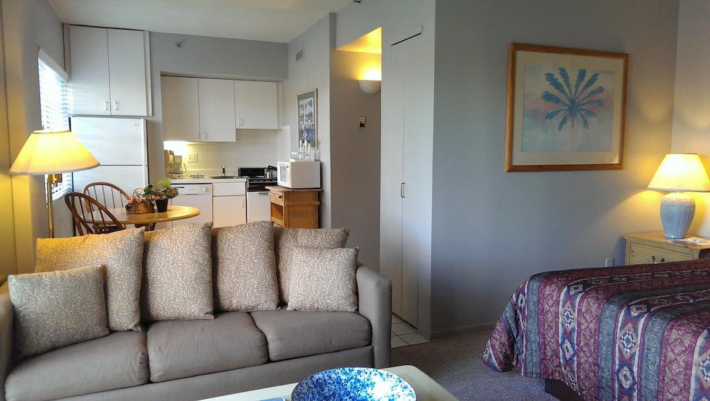 Montauk Manor Otel Oda fotoğraf A studio apartment