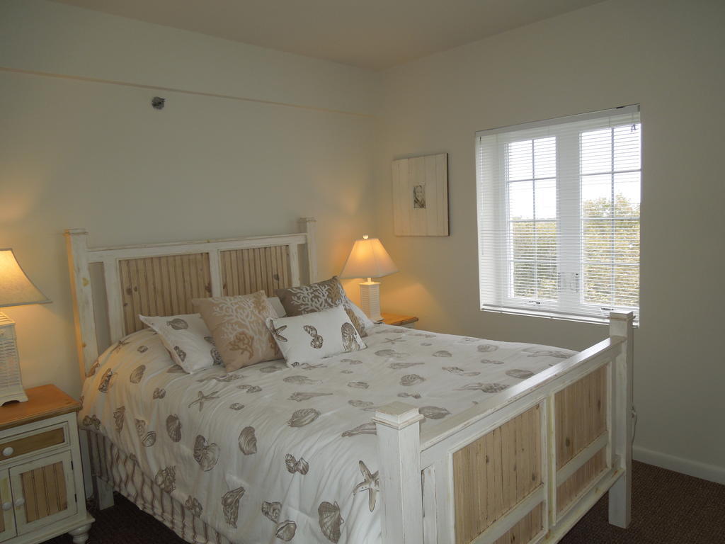 Montauk Manor Otel Oda fotoğraf A bedroom